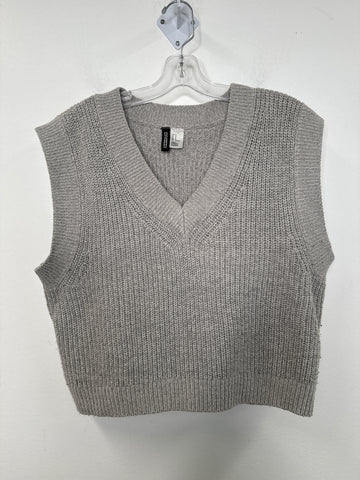 H&M Divided Grey Sweater Vest (M)