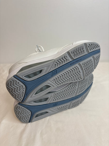 New Balance Athletic Shoes (US 8.5)