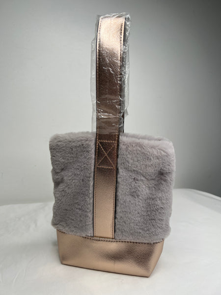 NWT Holiday Faux Fur Wine Bag