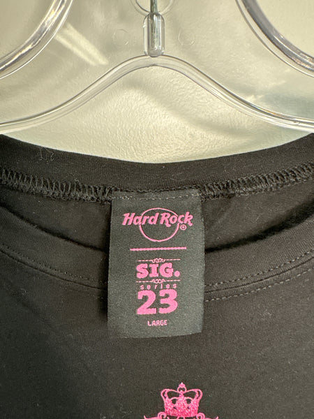 NWT Shakira Hard Rock Cafe Madrid T-Shirt (L)