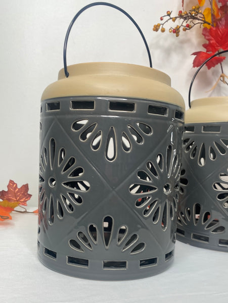 Set of 2 Ceramic Lanterns