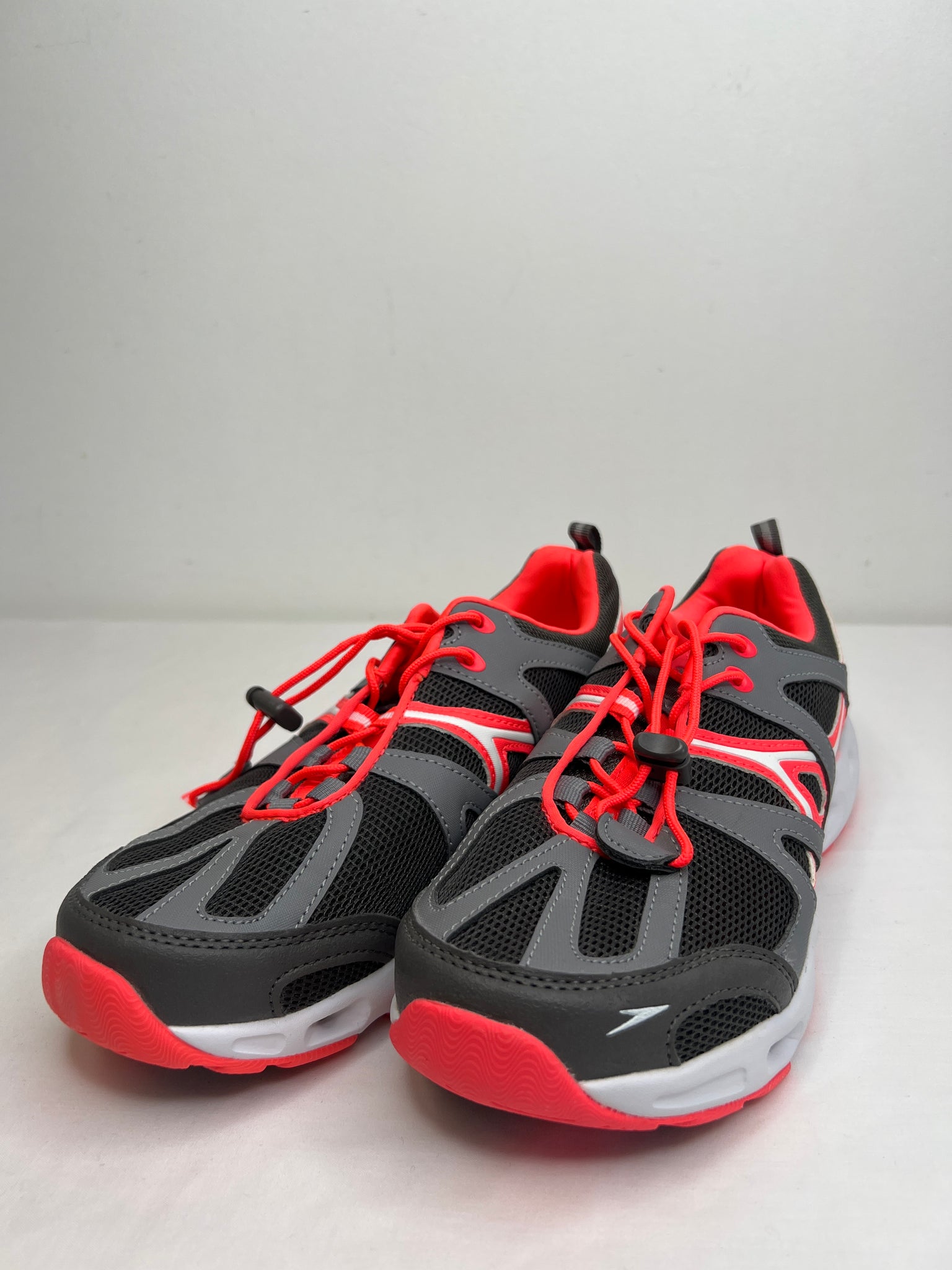 Speedo Grey/Orange Runners (US 10)