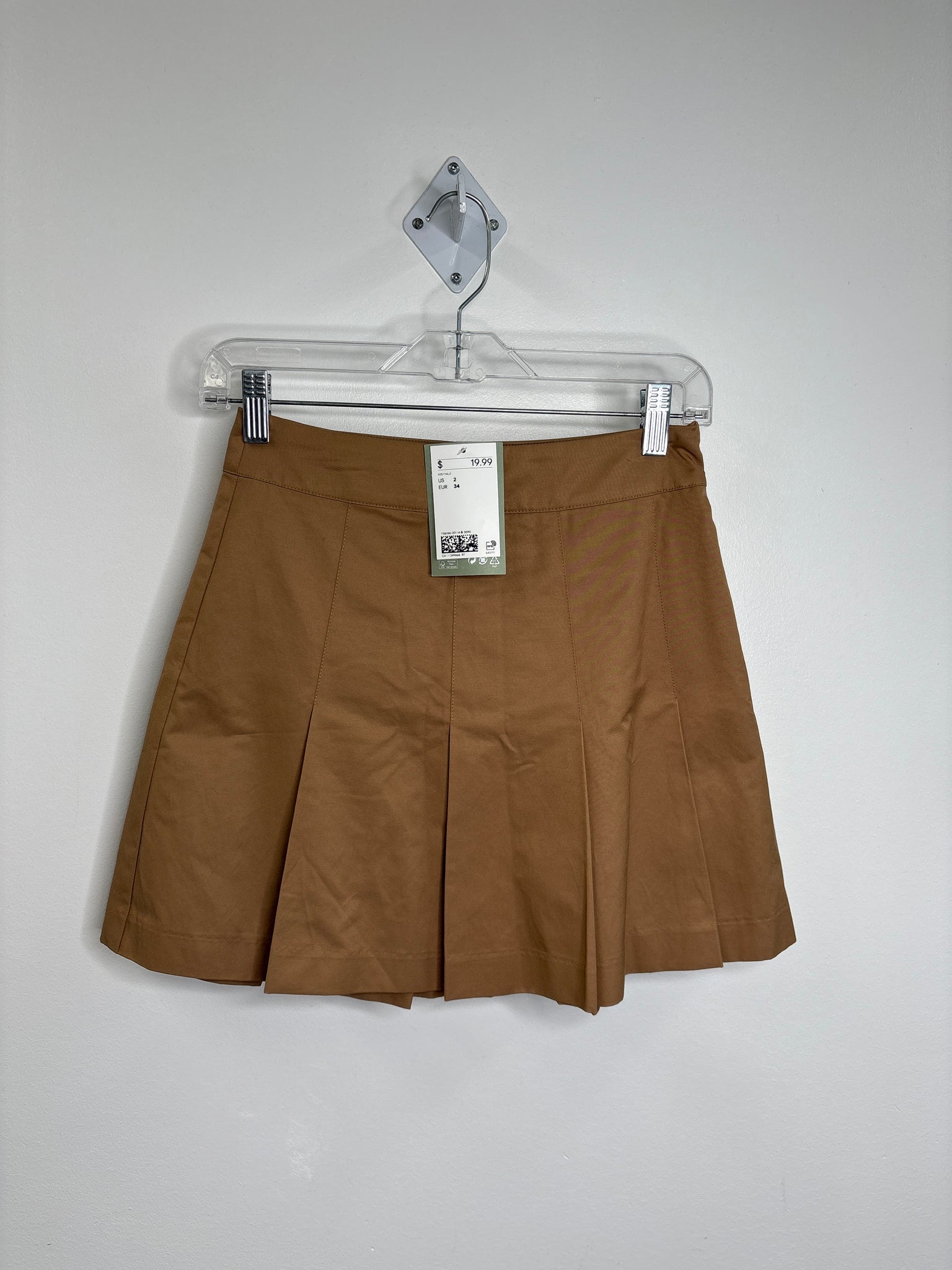 NWT H&M Pleated Skirt (2)
