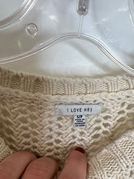 I Love H81 White Loose Knit Crop Long-Sleeve Sweater (S)