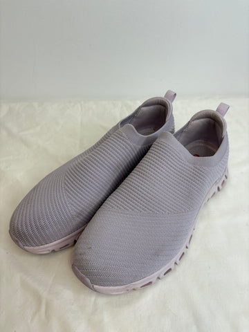 Skechers Glide-Step Slip-On Shoes (US 9)