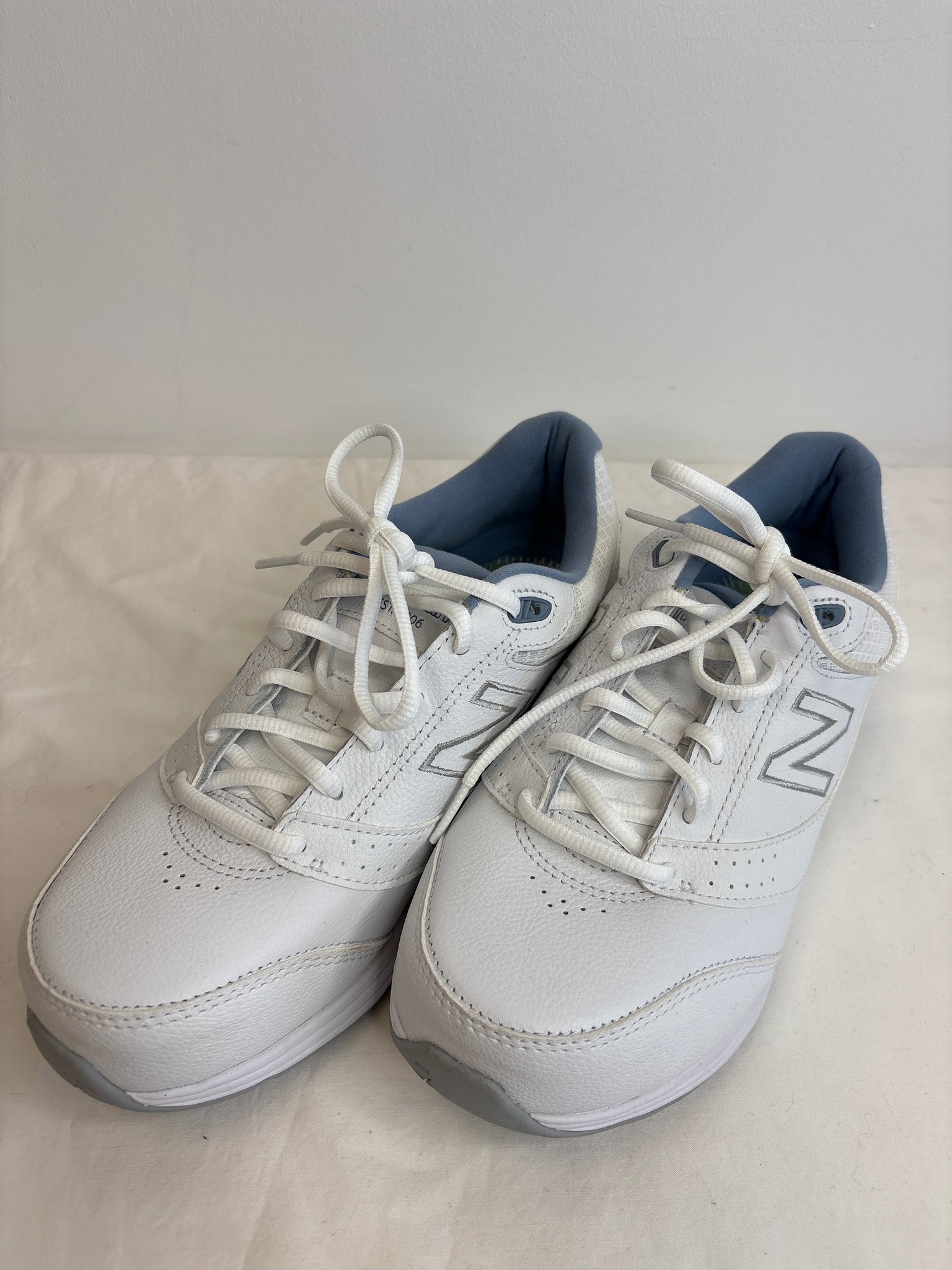 New Balance Athletic Shoes (US 8.5)