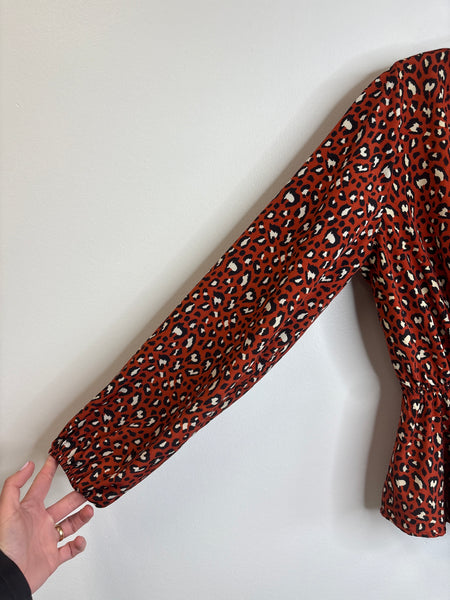 Gilli Animal Print Long Sleeve V-neck Blouse (S)