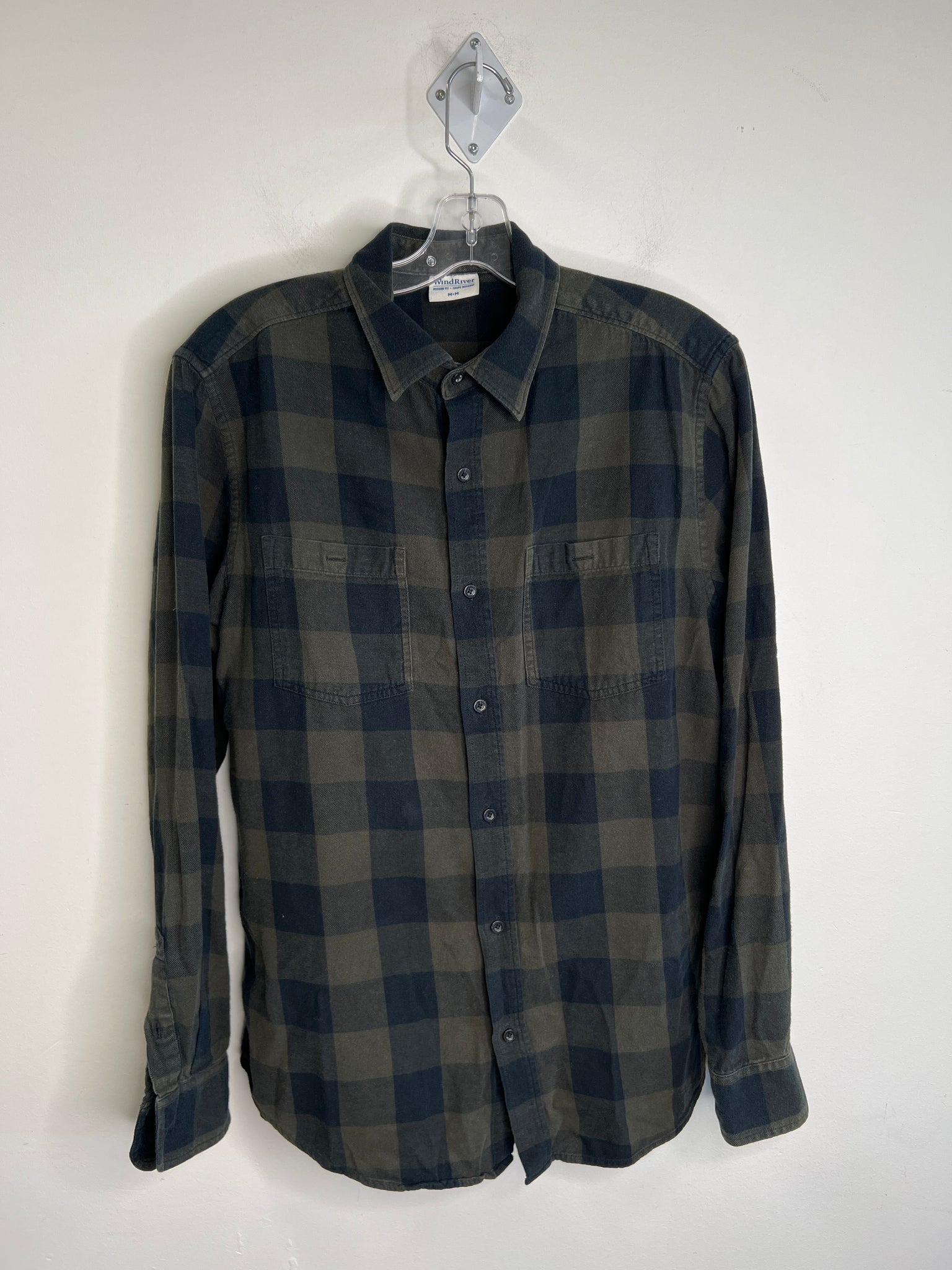 Windriver Green & Black Plaid Long-Sleeve Top (M)