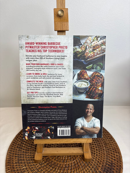 Southern Living Ultimate Book Of BBQ - Christopher Pieto