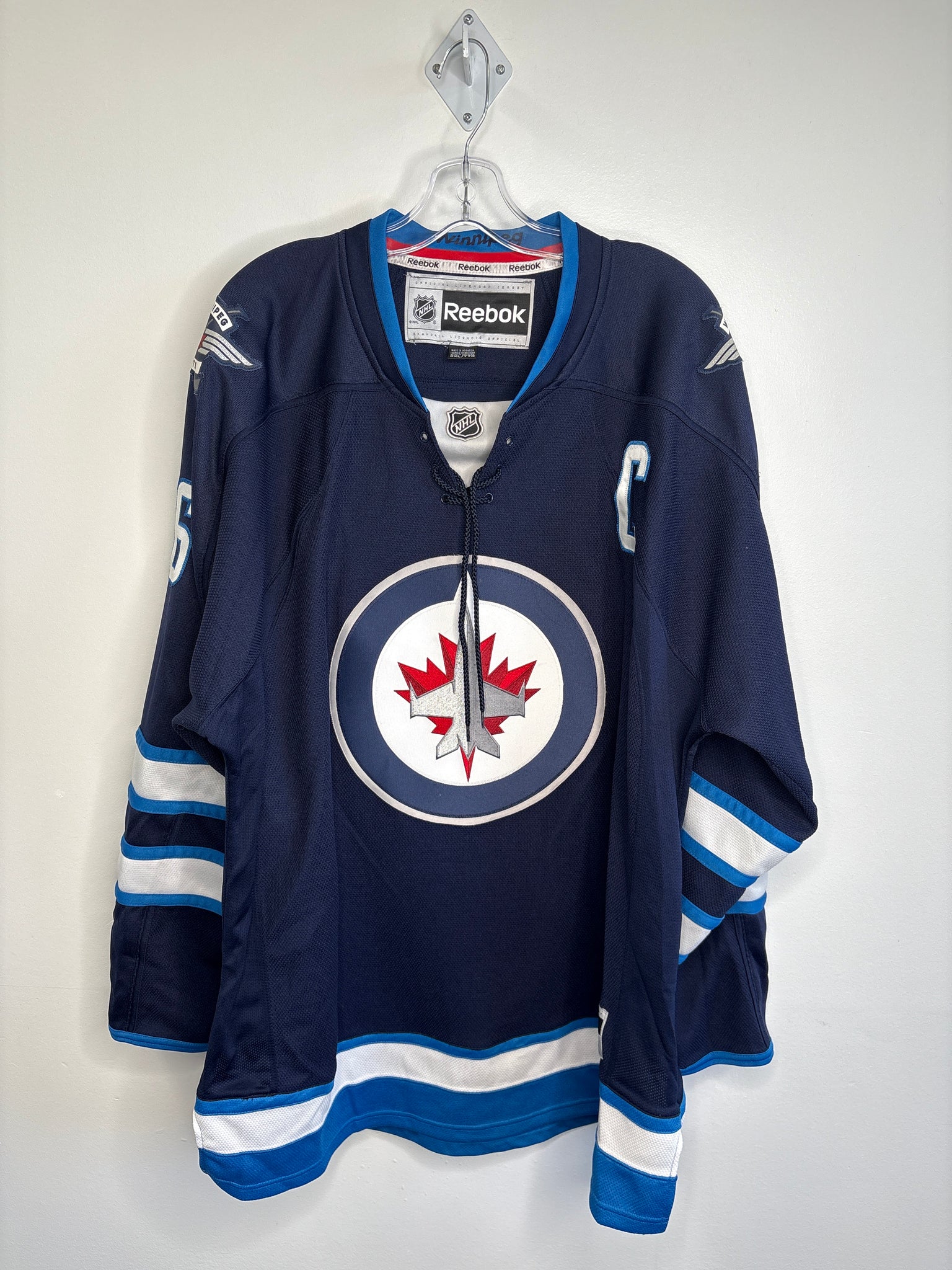 Reebok NHL Winnipeg Jets Ladd #16 SIGNED Hockey Jersey (XXL)