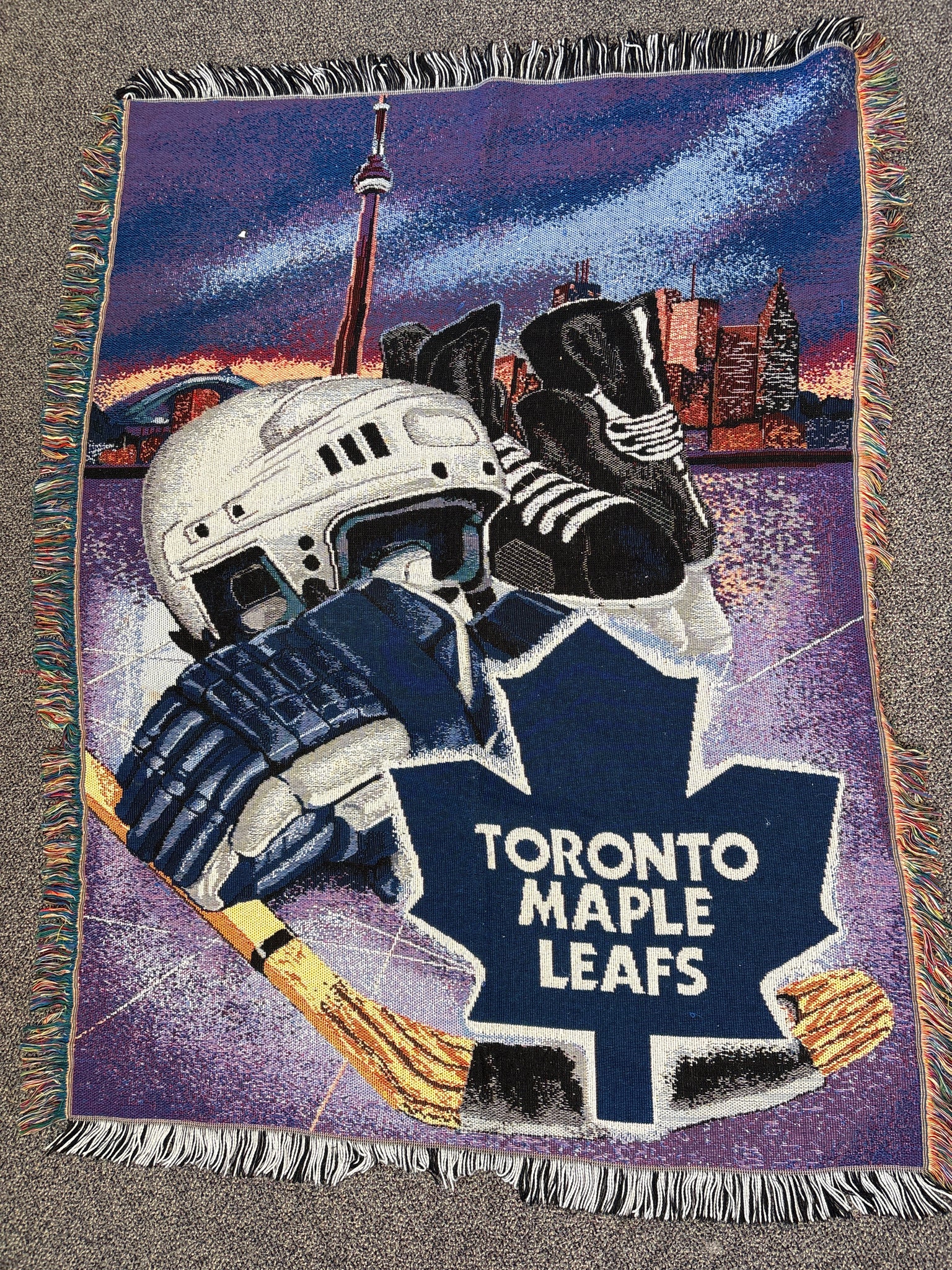The Northwest Company Toronto Maple Leafs Print Woven Tapestry Throw Blanket