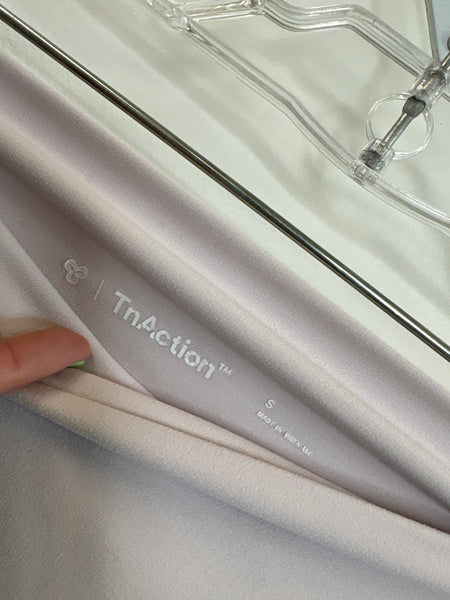 Aritzia TnAction Biker Shorts (S)