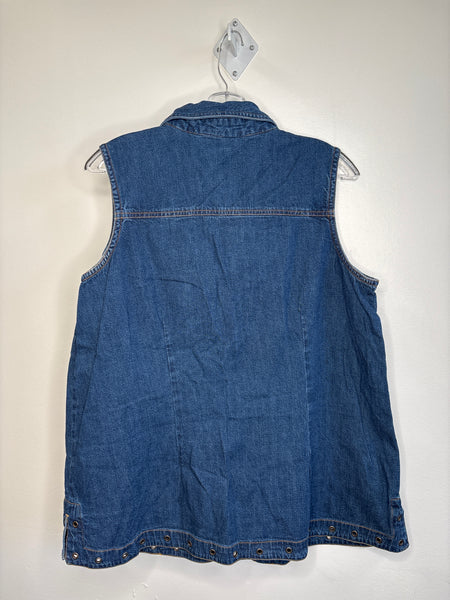 Pennington’s Denim Sleeveless Shirt (18)