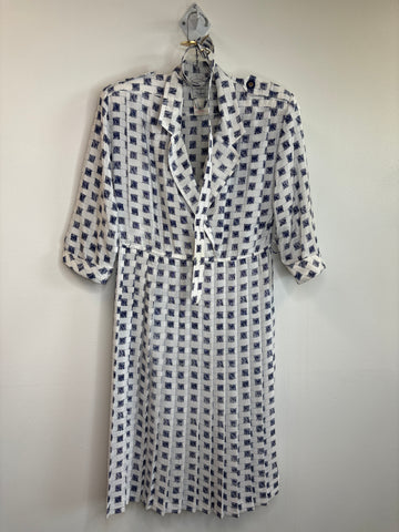 Retro Petites By Demaro Paterned Midi Dress (7/8)