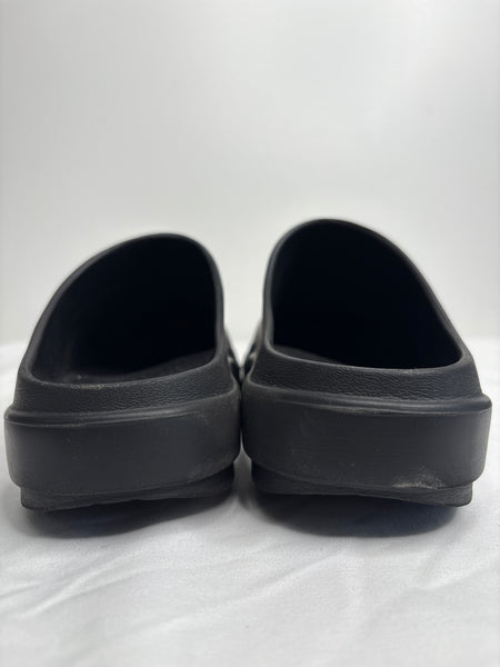 OOFOS Ooloog Clog Sandals (US M5/W7)
