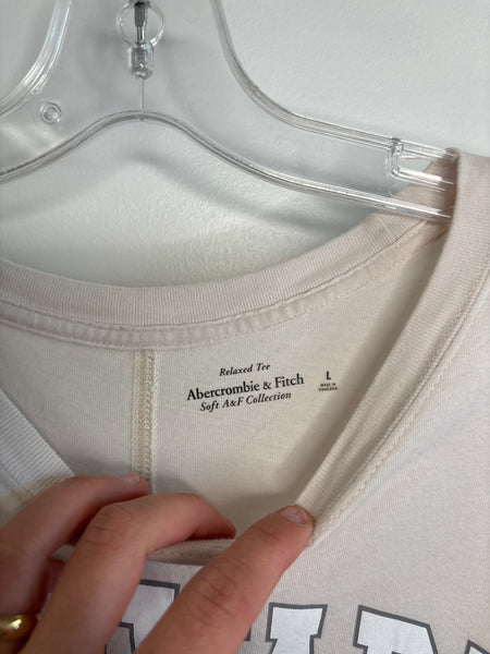 Abercrombie & Fitch Harvard Print T-Shirt (L)