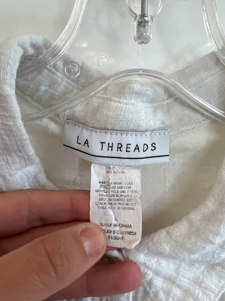 LA Threads White Short-Sleeved Button-Up Crop Top (L)