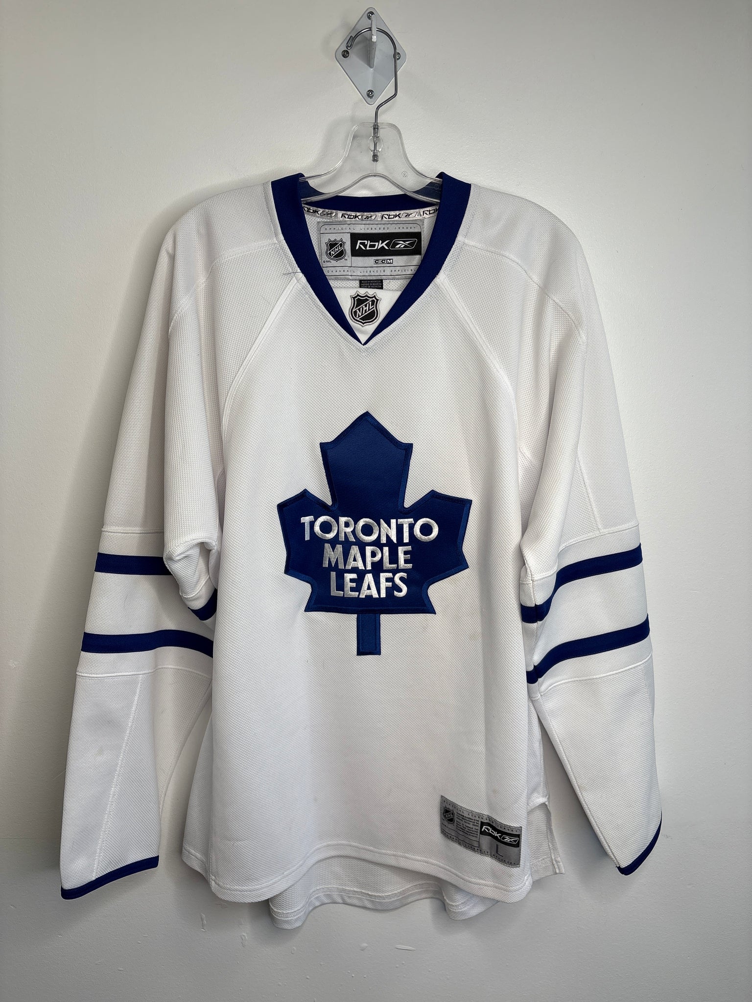 NHL Reebok Toronto Maple Leafs Hockey Jersey (L)