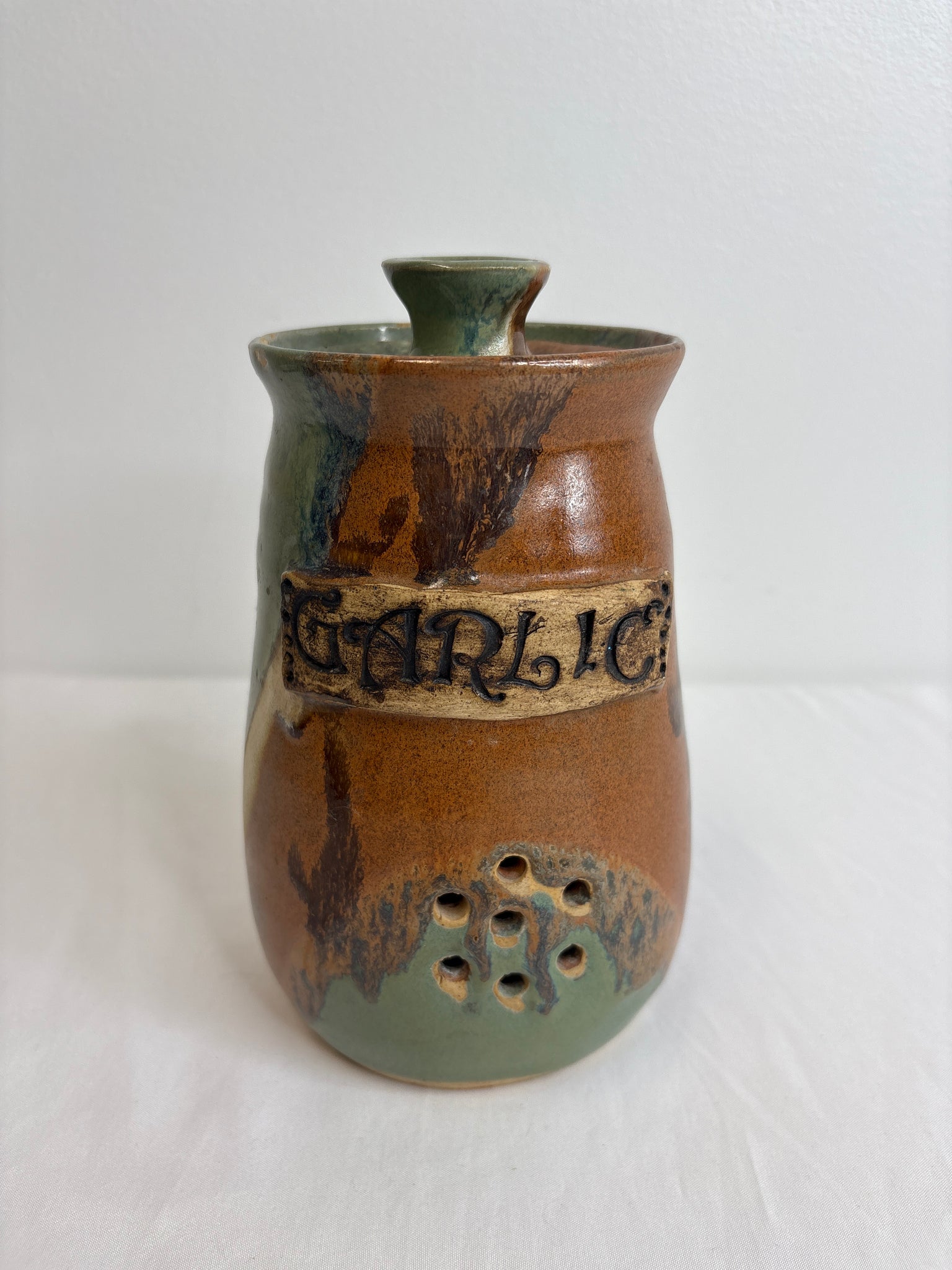 Pottery Garlic Pot