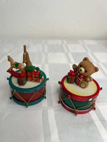 Set Of 2 Vintage Snare Drum With Christmas Toys Christmas Ornaments