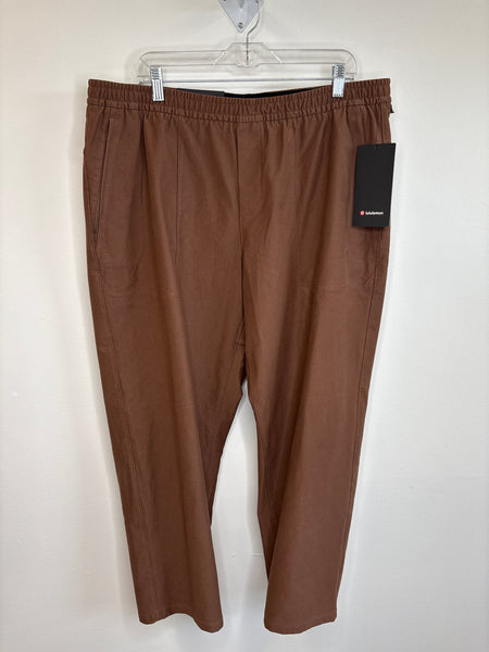 NWT Lululemon Utilitech Pull-On Relaxed-Fit Pant (XXL)