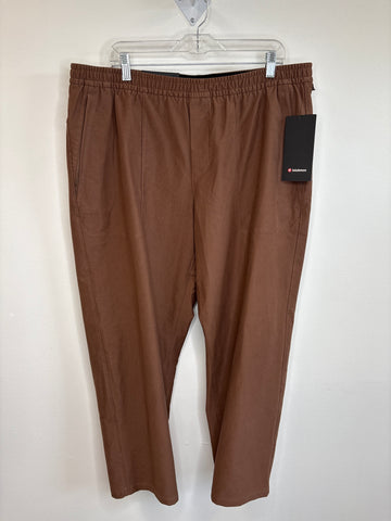 NWT Lululemon Utilitech Pull-On Relaxed-Fit Pant (XXL)