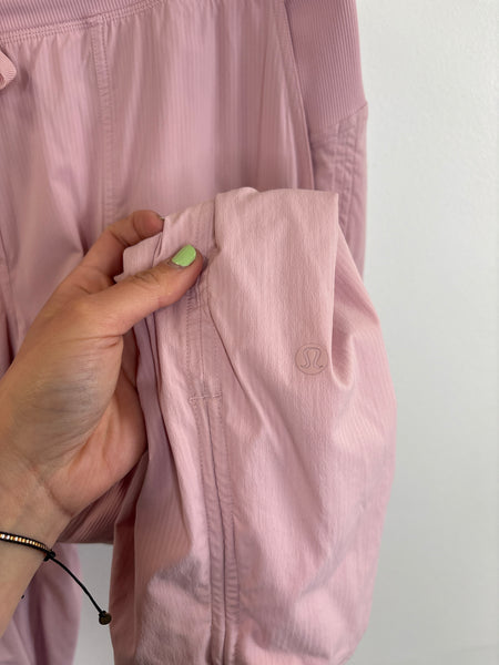 Lululemon Dance Studio Capri Pants (14)