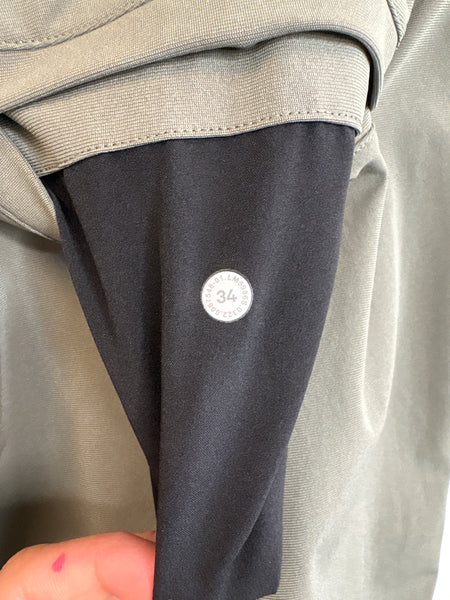 Lululemon Slim Fit Pants (34)