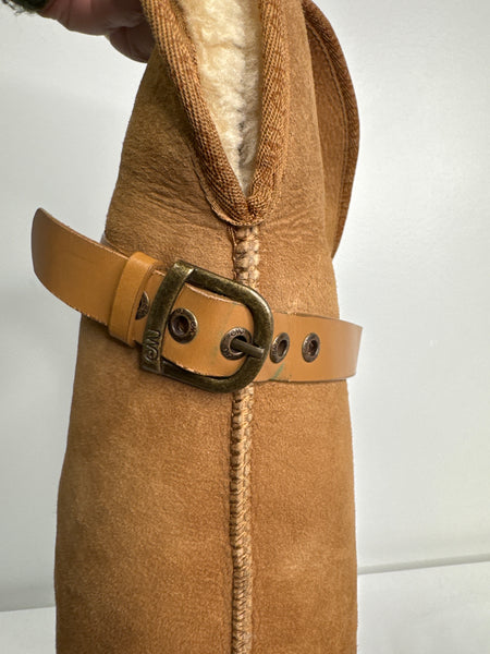 Emu Suede Boots (US 9)