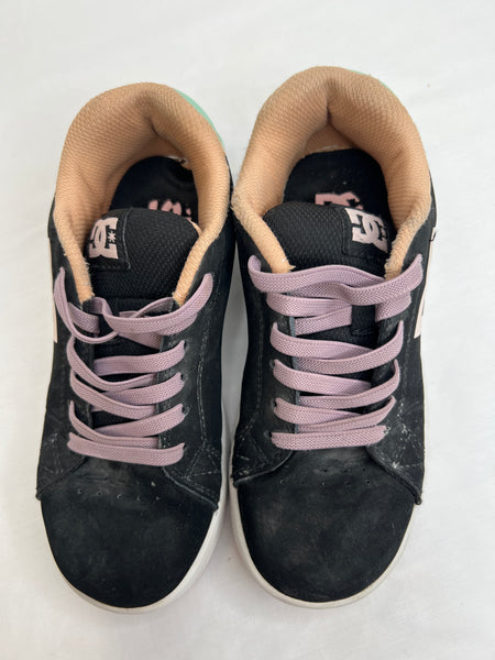 DC Black Sneakers (US 3Y)