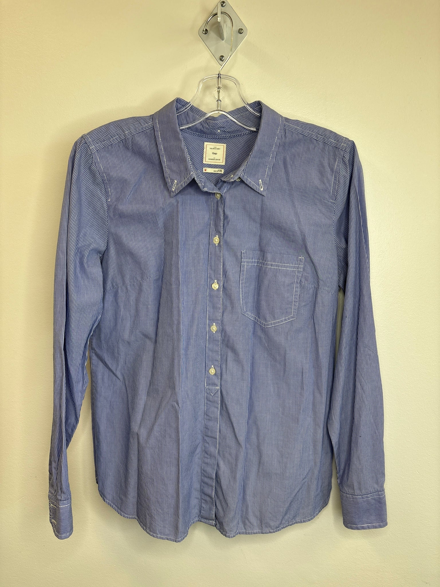 Gap Long-Sleeve Button-Down Cotton Blouse (M)