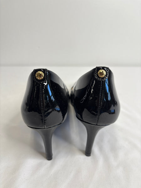 Michael Kors Black Patent Leather Pumps (US 9.5M)