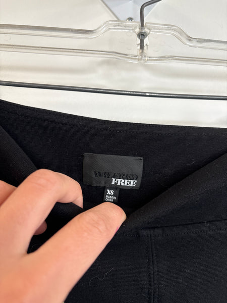 Aritzia Wilfred Free Mini Skirt (XS)
