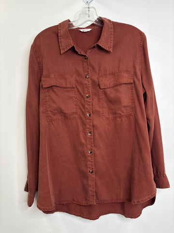 Reitmans Button-Up Long-Sleeve Top (L)