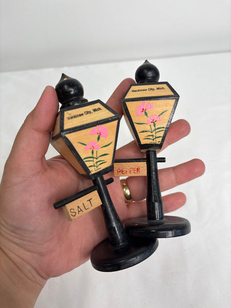 Vintage SET OF 2 Mackinaw City, Michigan Lampost Salt + Pepper Shakers