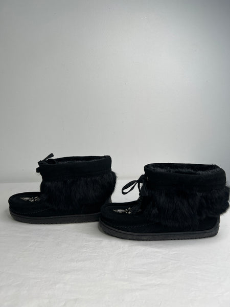 Manitobah Mukluks Black Suede Beaded Waterproof Keewatin Half-Mukluk (L5)