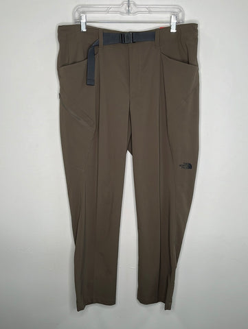 NWT The North Face Standard Fit Lightweight Pants (36)