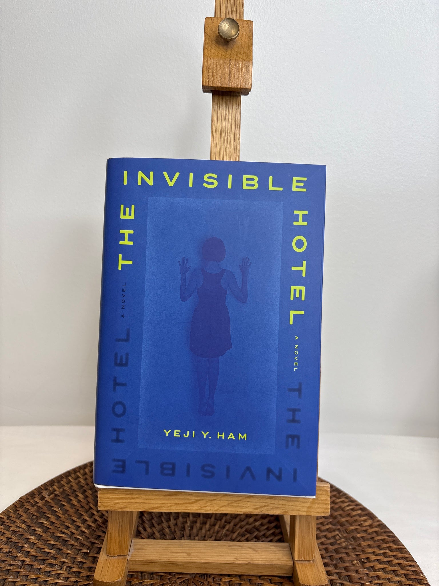 The Invisible Hotel - Yeji Y.Ham
