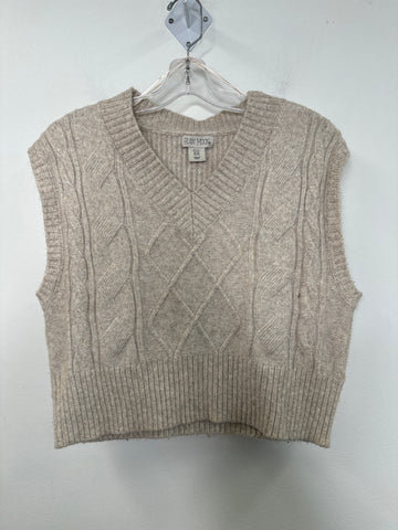 Ruby Moon Soft Grey Cable Knit Sweater Vest (XS)