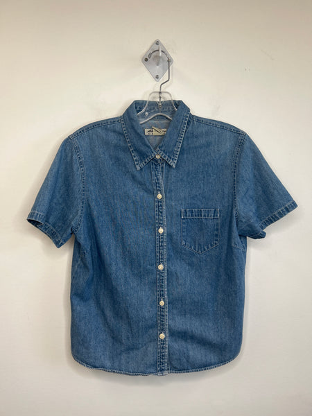 Eddie Bauer Short-Sleeved Button-Up Denim Shirt (M)