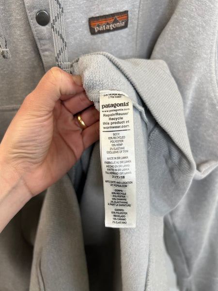 Patagonia Grey Pullover Hoodie (XL)