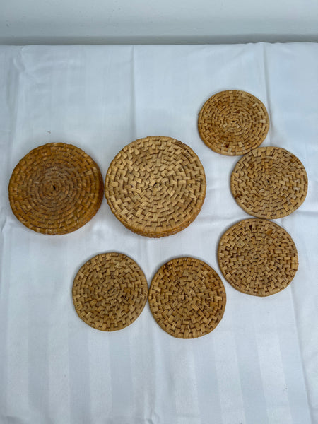 SET OF 5 Wicker Coasters + Storage Case