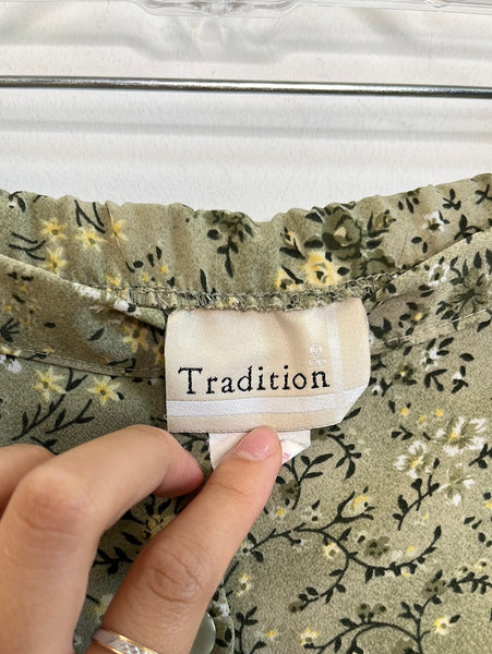 Vintage Tradition Floral Button Skirt (14)