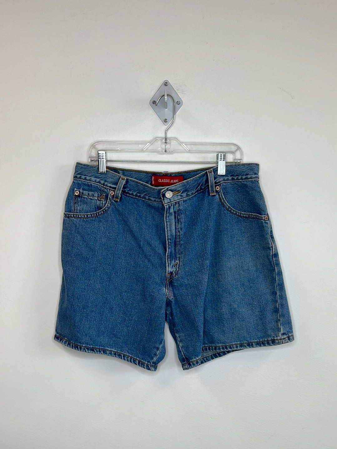Retro Levi’s Classic Jeans Denim Shorts (16)