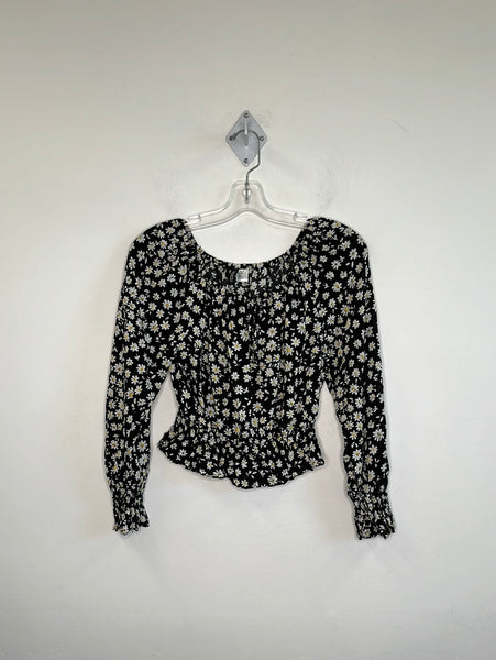 H&M Daisy Ruffled Off-Shoulder Top (XS)