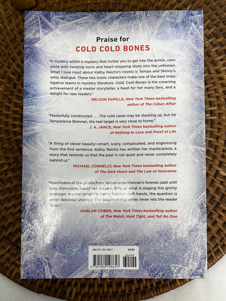 Cold Cold Bones - Kathy Reichs