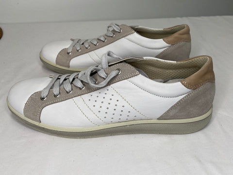 Leather Sneakers (10.5)