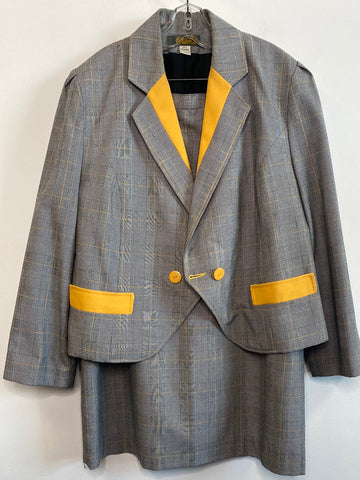 Pret A Porter Made In France Dress Suit Set (48 EU)